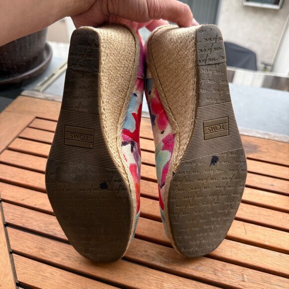 Toms Womens Floral Canvas Espadrille Wedge Peep Toe Shoes Size 8.5 - Picture 6 of 8
